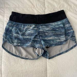 Multicolored Lululemon Shorts || Size 4